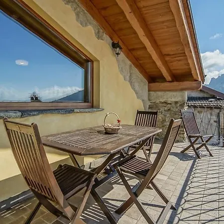 Chalet La Terrazza Vista Lago Bellano Exterior photo